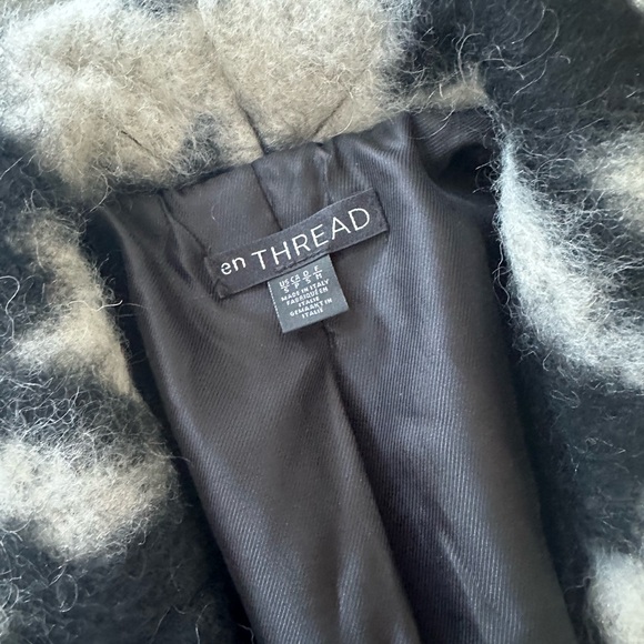 En Thread Coat Houndstooth pattern size small - Picture 4 of 9